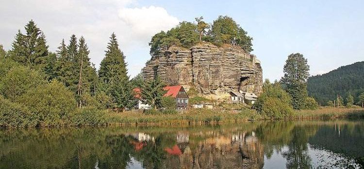 Skalní hrad Sloup