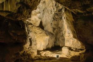 Tajemství jeskyně Býčí skála
